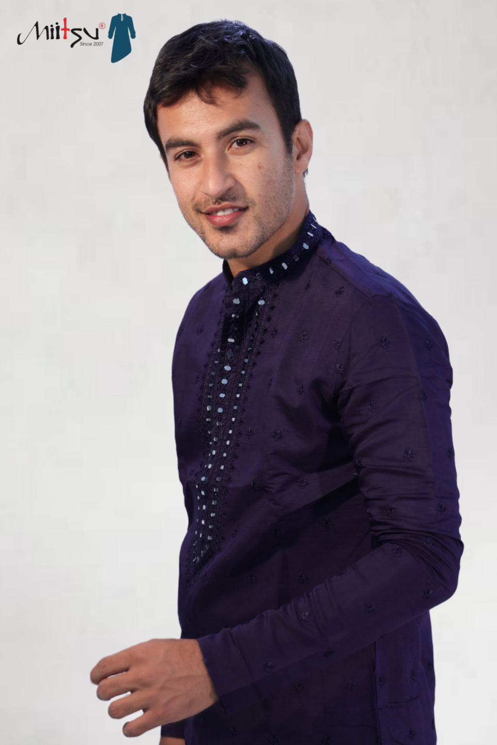 Royal Midnight Blue Embroidered Kurta Set (7370)