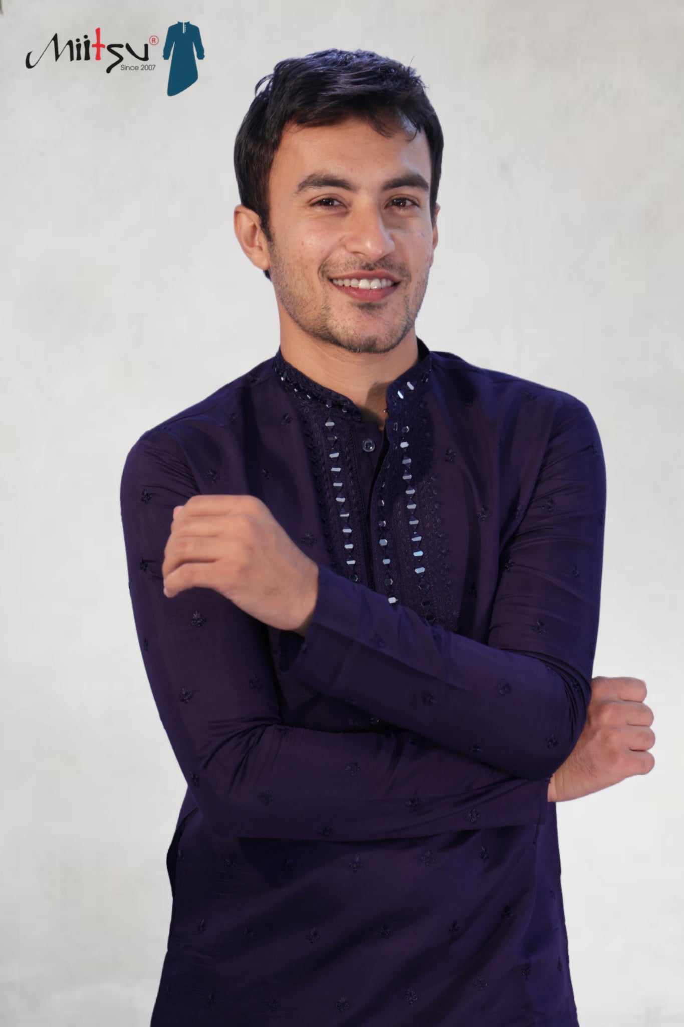 Royal Midnight Blue Embroidered Kurta Set (7370)