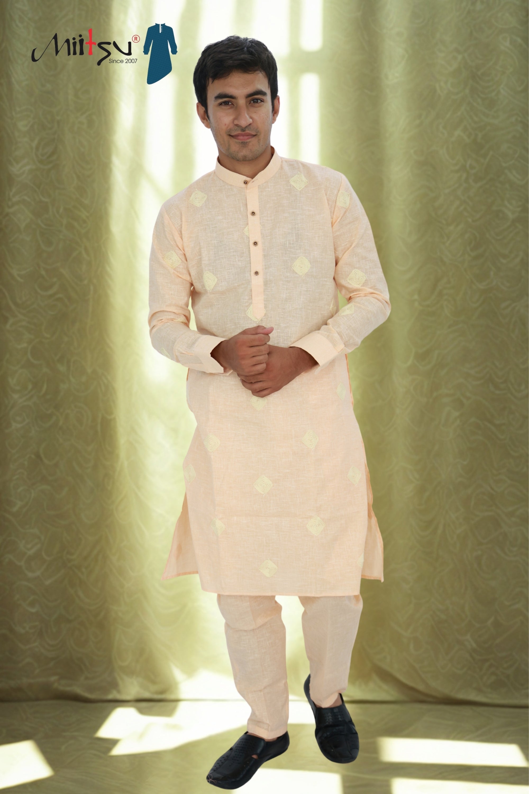 Men's Subtle Peach Embroidered Kurta-Pyjama Set (4840)