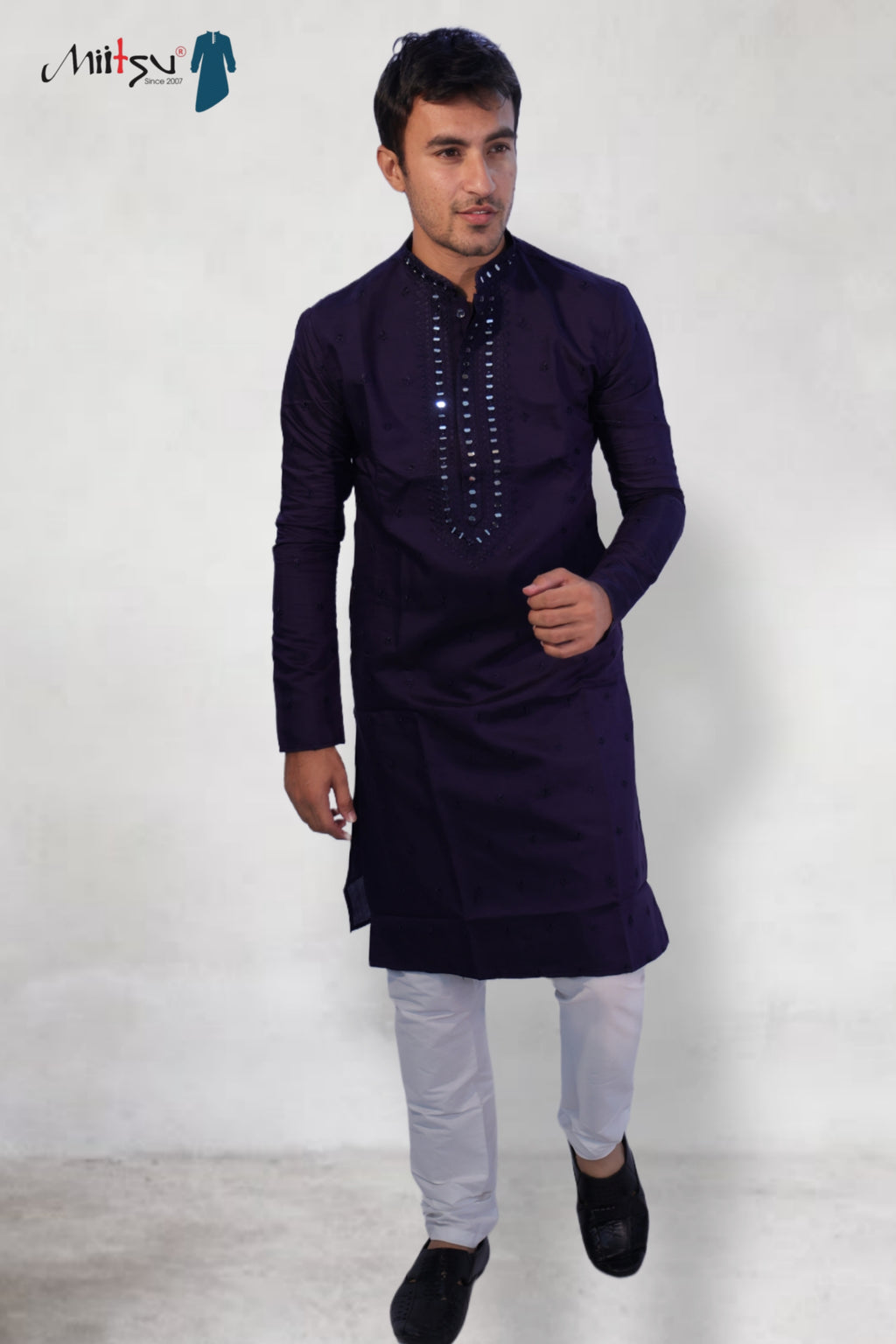 Royal Midnight Blue Embroidered Kurta Set (7370)