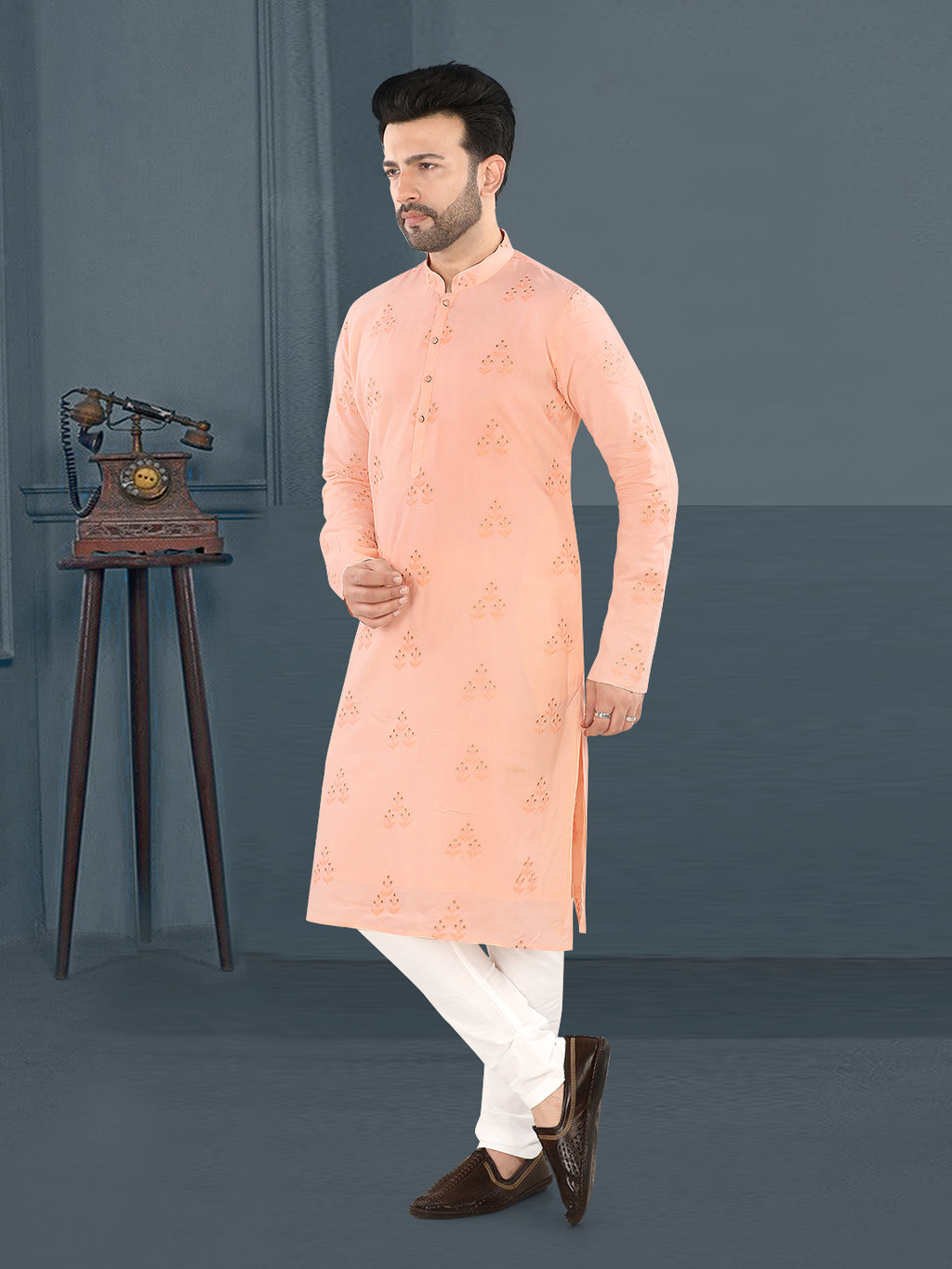 Soft Peach Heritage Butti Kurta (10146)