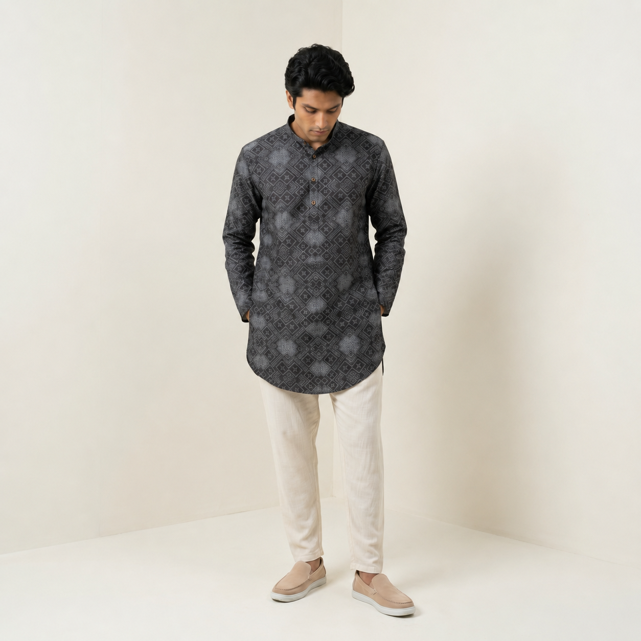 Men's Charcoal Geometric Print Short Kurta (450)
