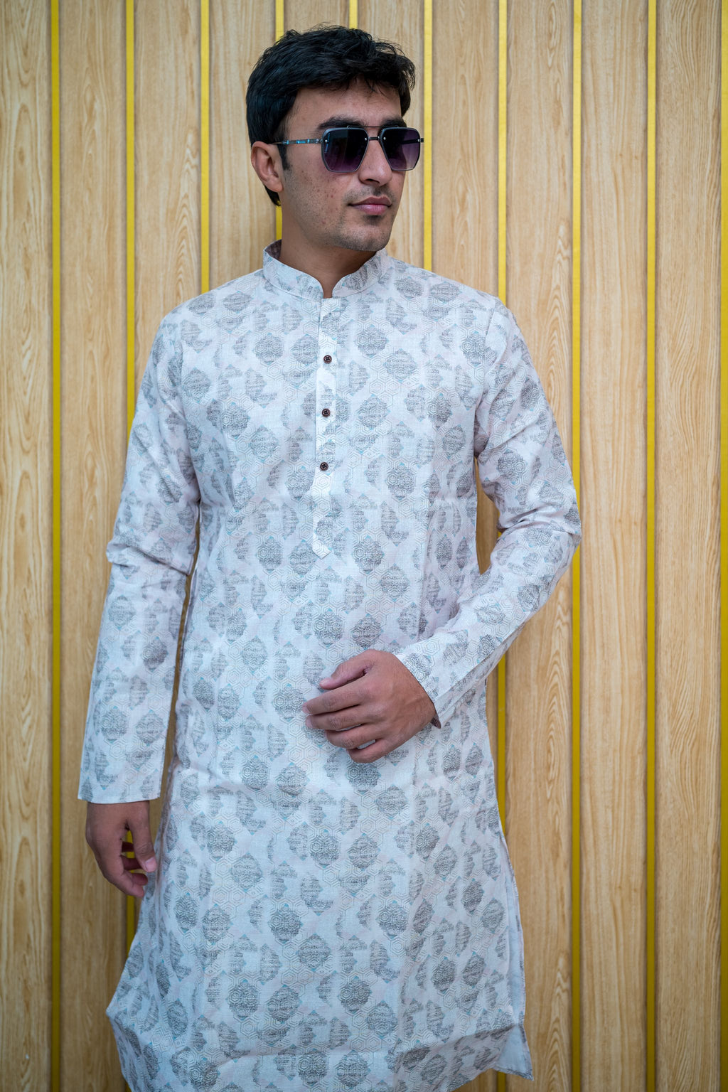Ethnic Printed and Sequinned Kurta(2683)