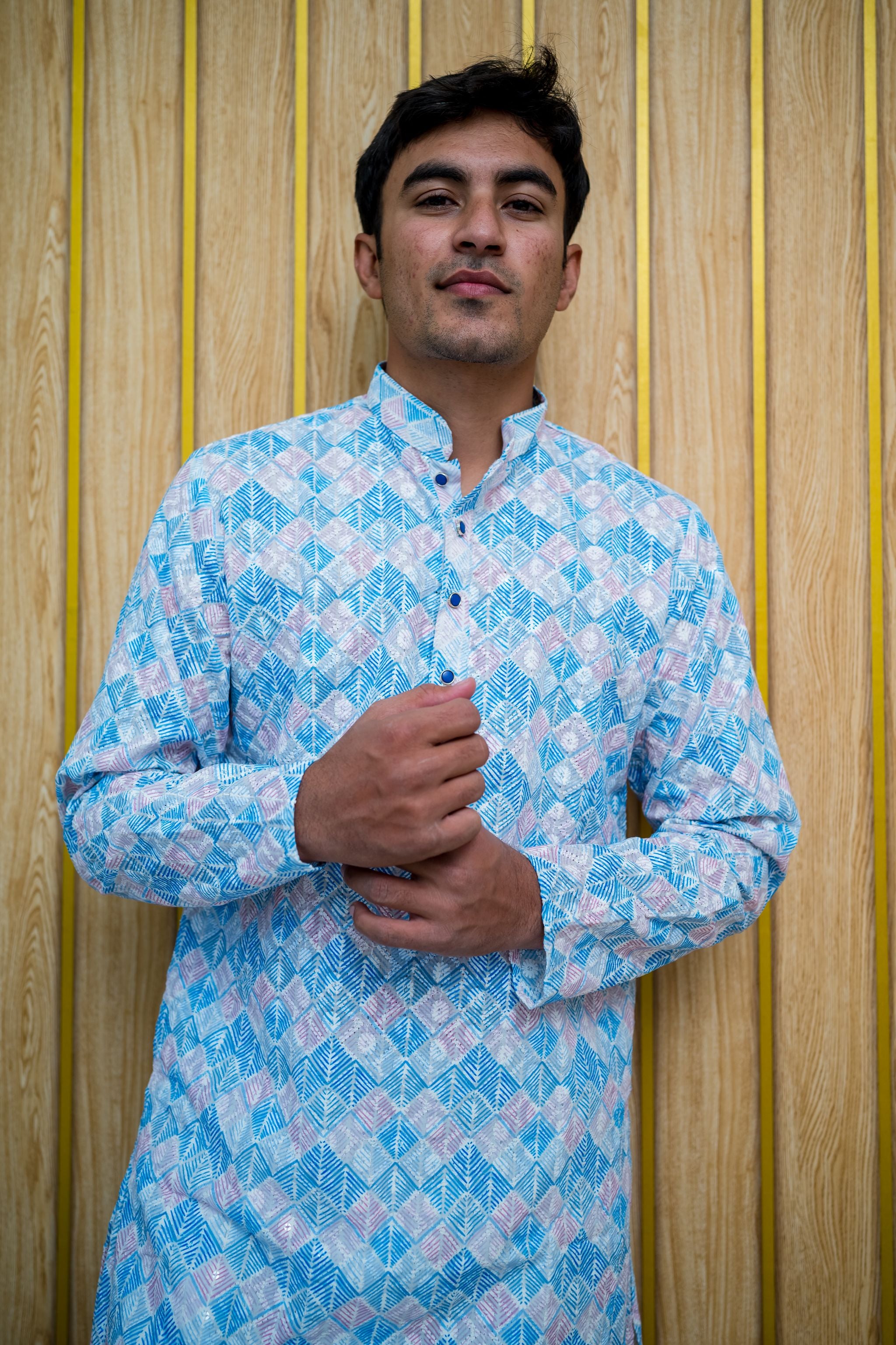 Hand Embroidered Lucknowi Chikankari Kurta(4390)