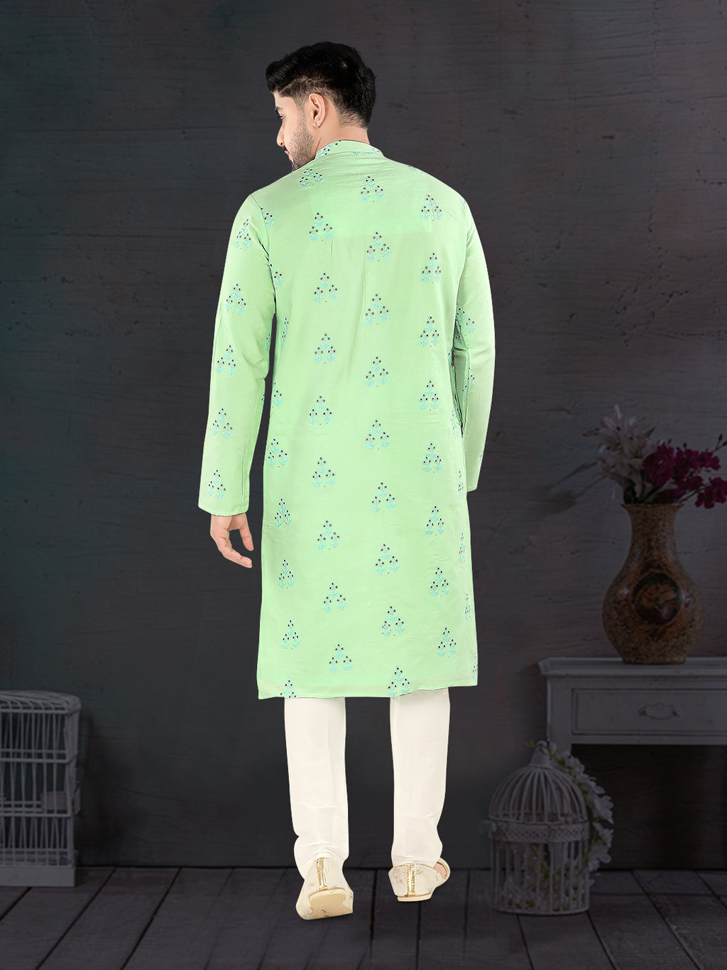 Pista Bloom Embroidered Kurta Set (10146)