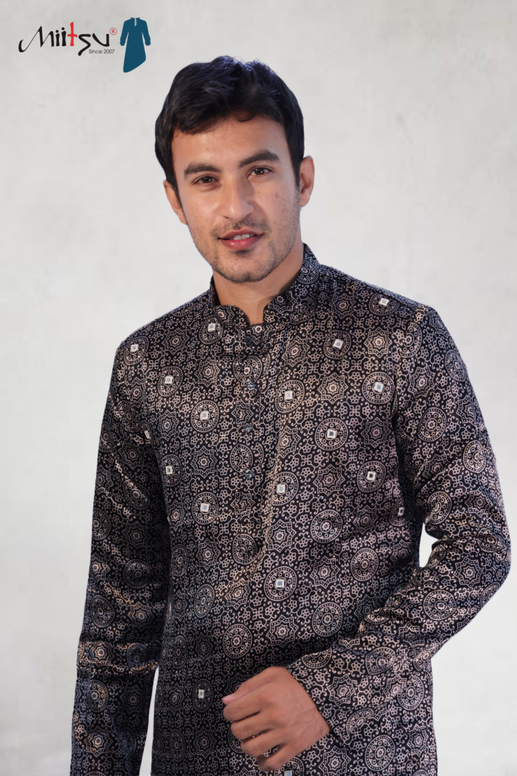Ebony Royal Printed Kurta (2790)