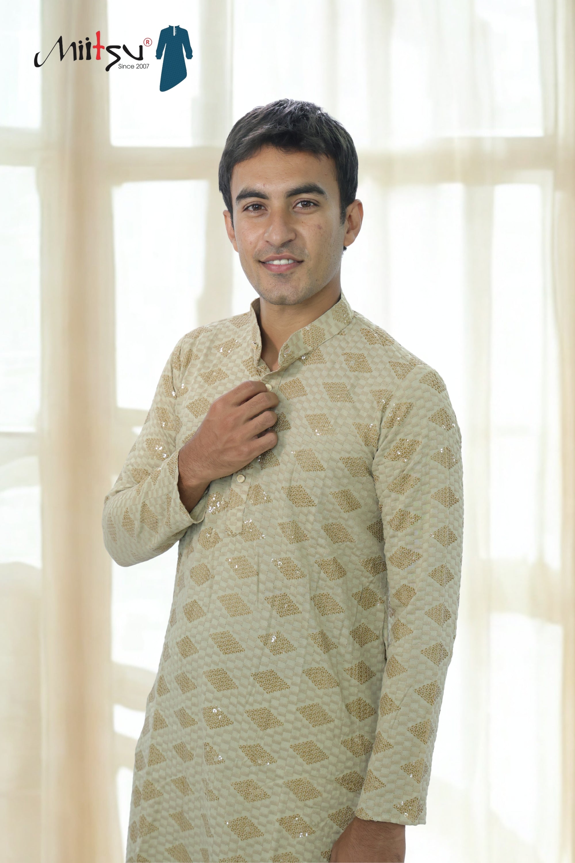Ethnic Motifs Sequinned Kurta (2727)