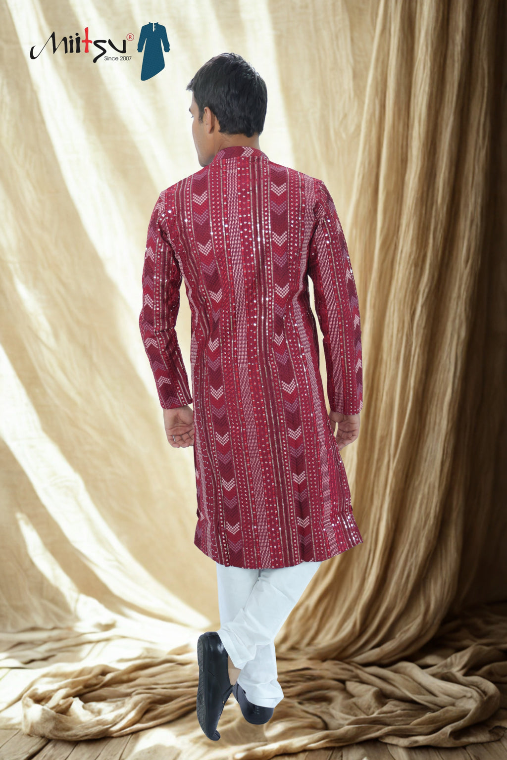 Thread Work with Mirror Lucknowi Kurta Set (5179)