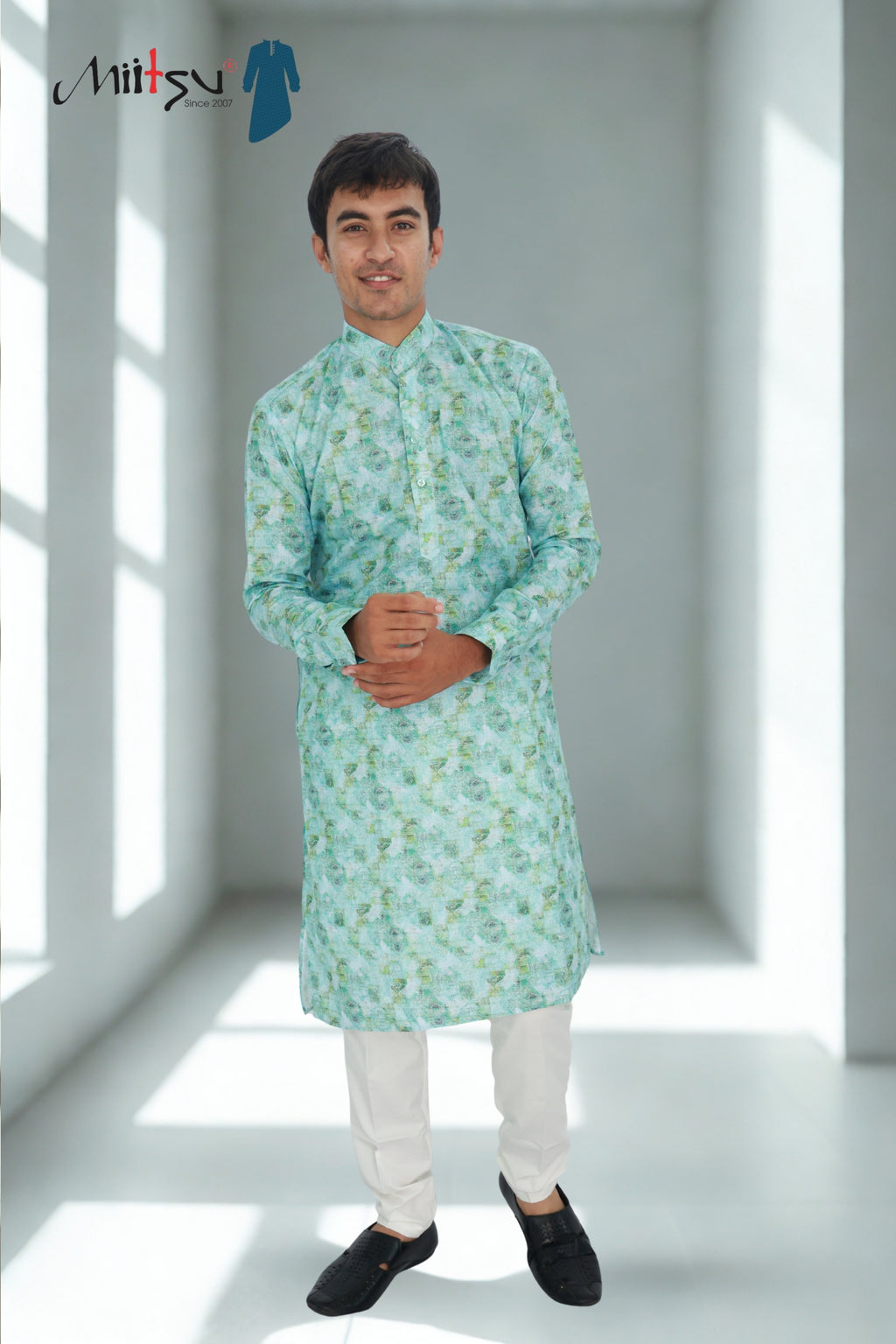 Men's Sky Blue Abstract Print Cotton Kurta (1204)