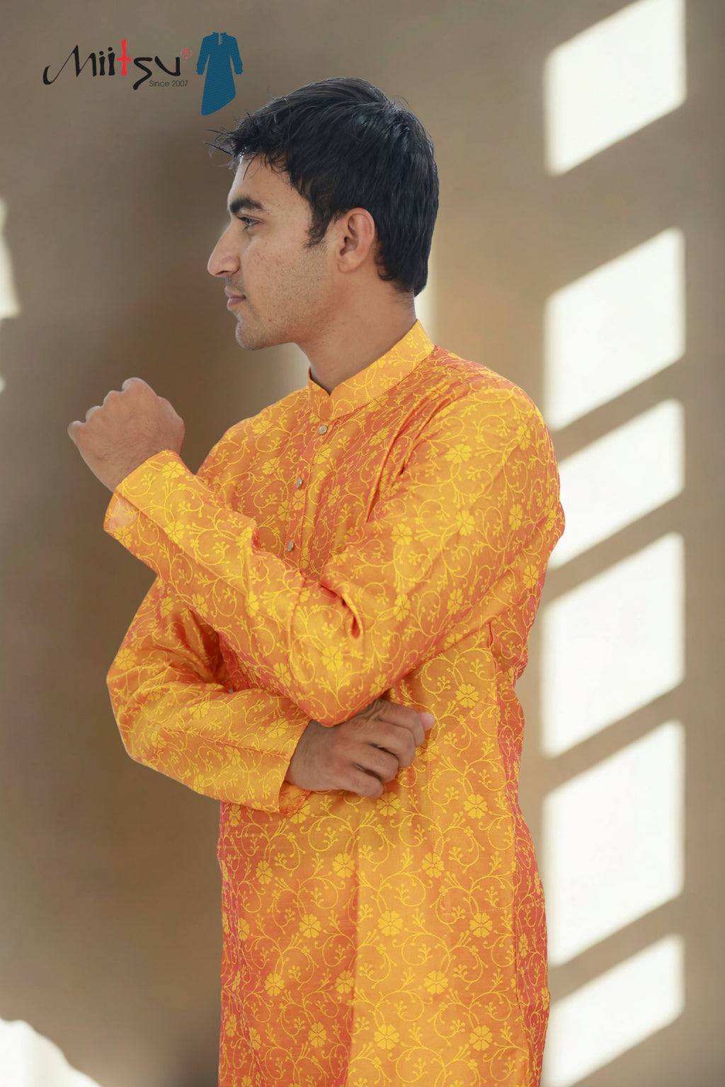 Men's Festive Yellow Brocade Print Kurta (2299)