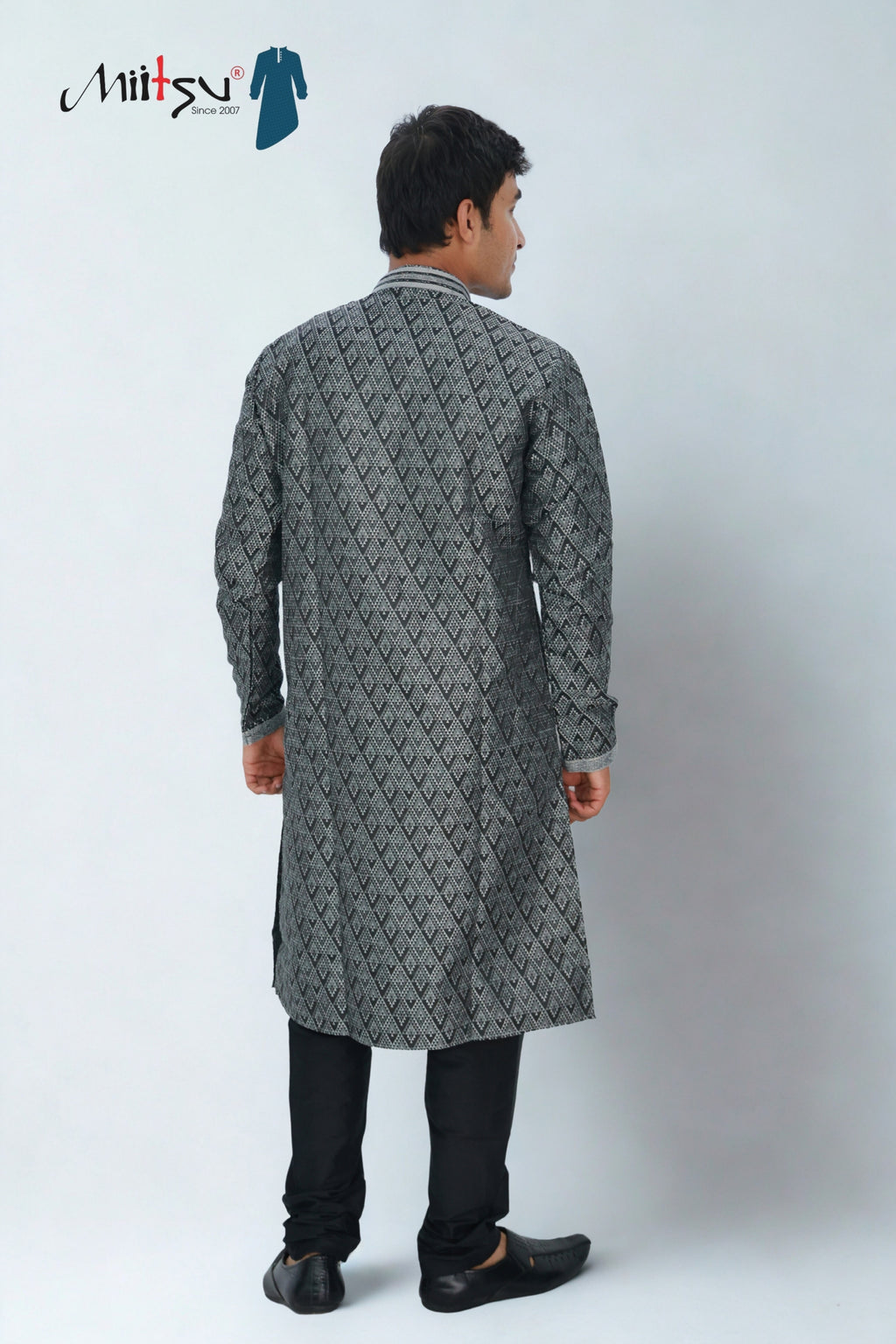 Men’s Black & Grey Diamond Weave Kurta Set (60022)