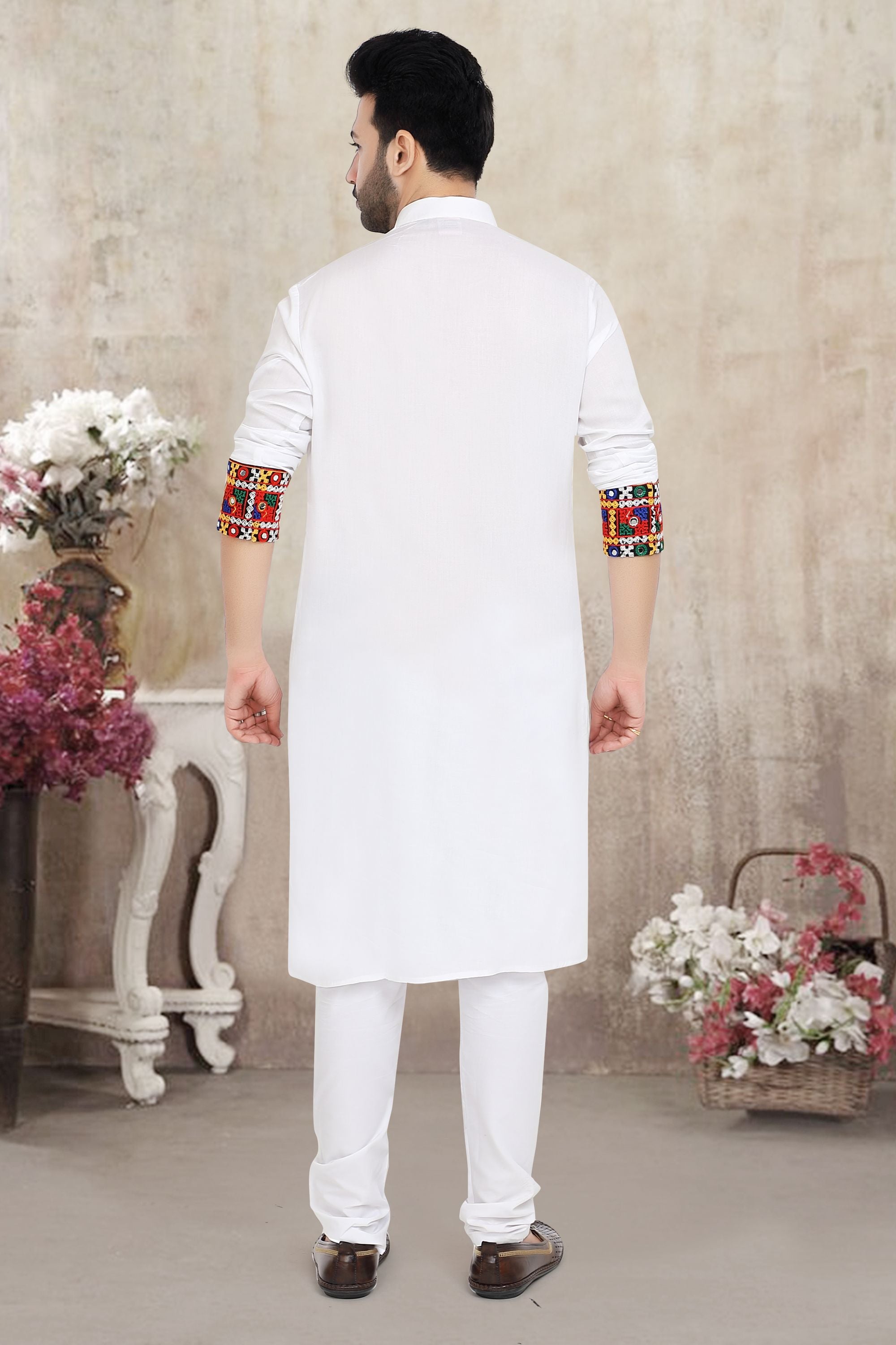Kutchi Embellished Kurta(4052)