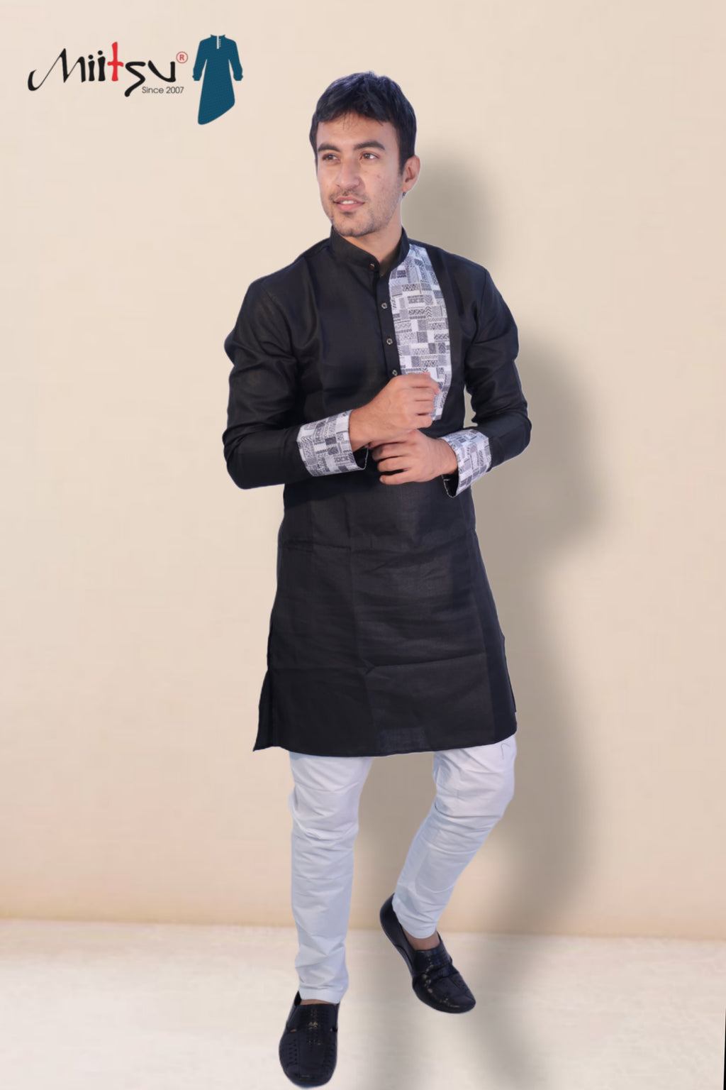 Classic Black Kurta with Contrast Printed Detailing (281)