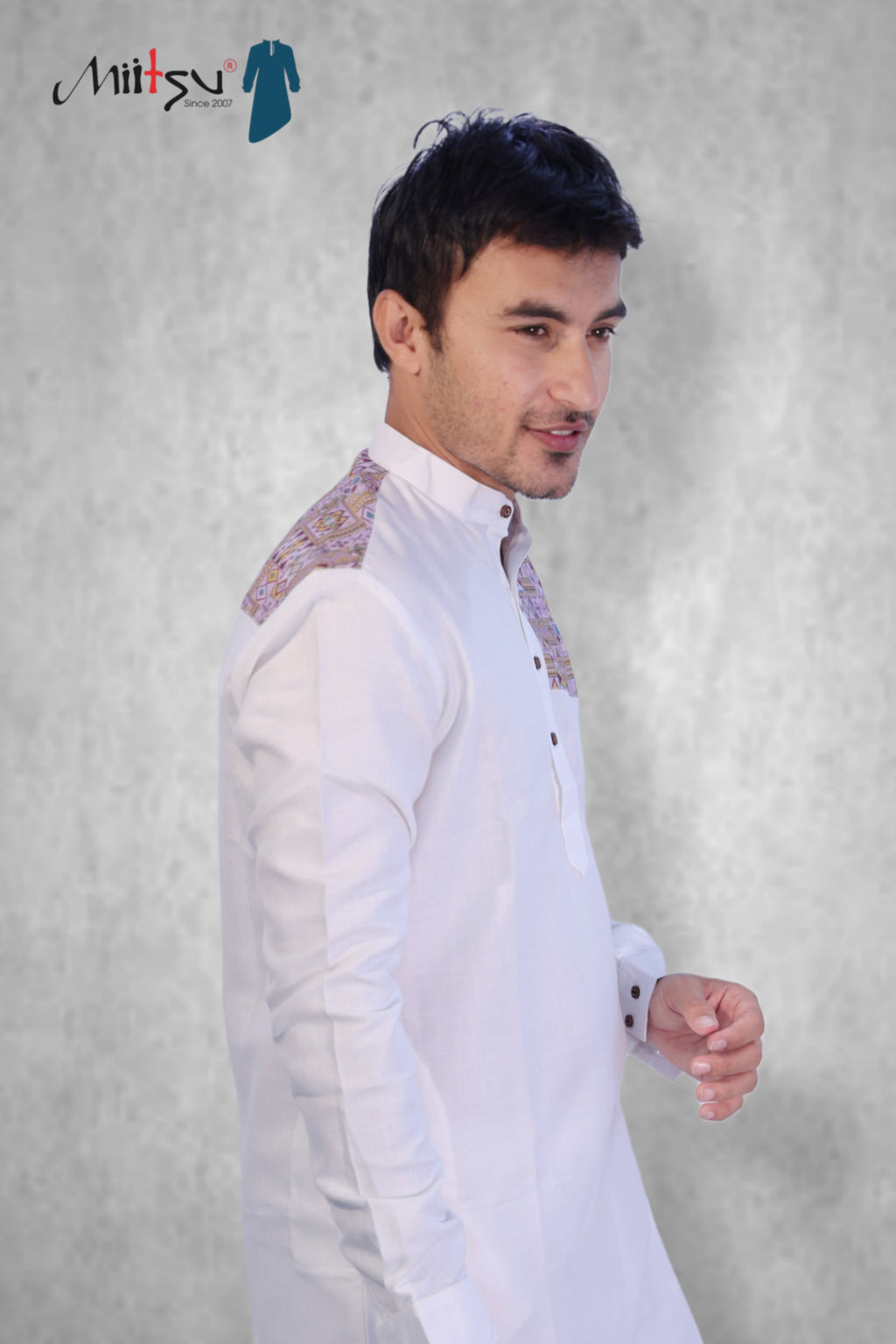 White Cotton Kurta with Dual-Side Ethnic Print (280)