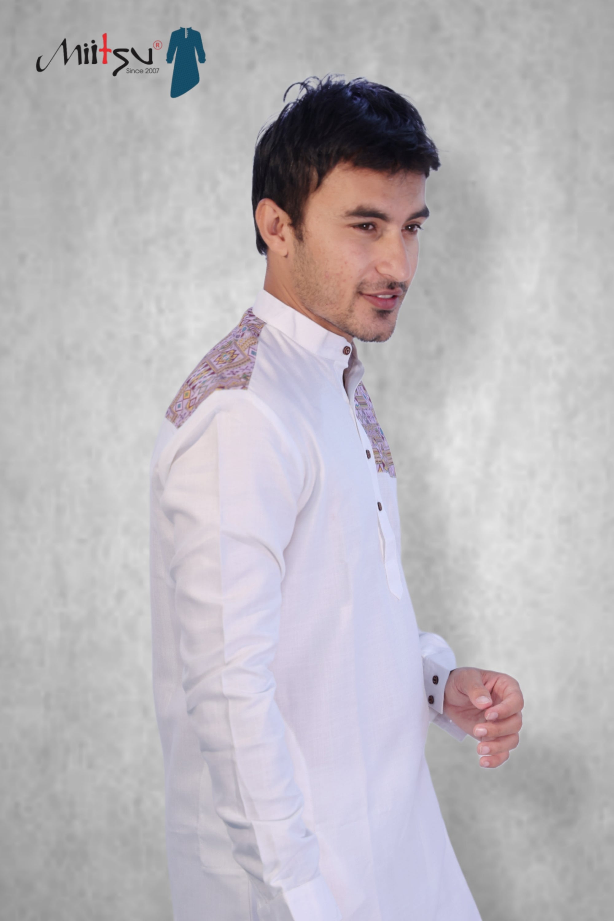 White Cotton Kurta with Dual-Side Ethnic Print (280)