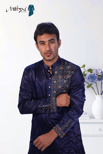 Midnight Mashroo Geometric Embroidered Kurta – Royal Charm (2791)