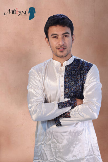 White Mashroo Geometric Panel Kurta – Classic Elegance (2791)