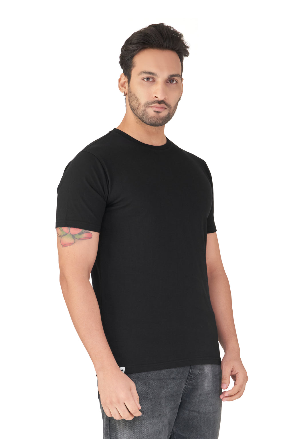 Mivaan round Neck Black T-Shirt (ST101)
