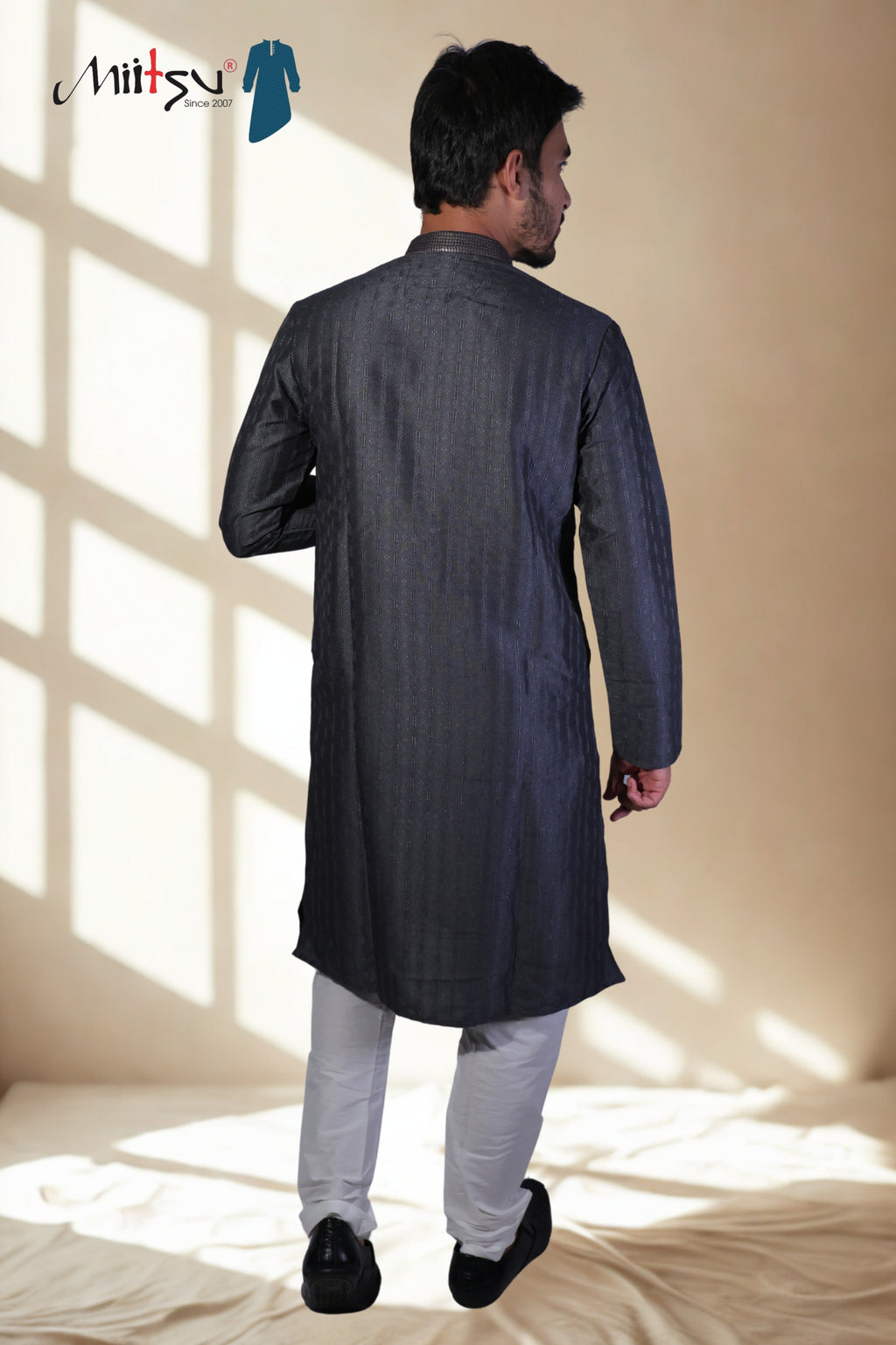 Charcoal Grey Textured Kurta
(7396)