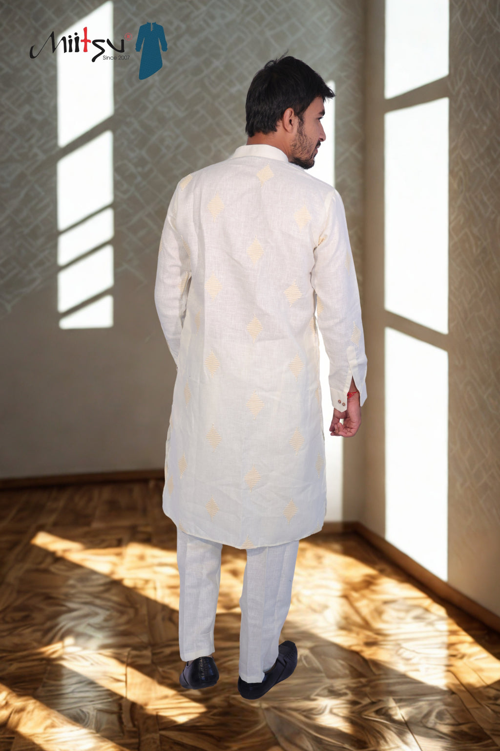 Classic Ivory Textured Kurta Set (4840)