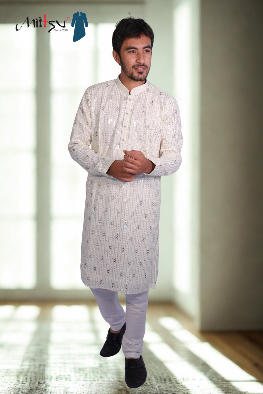 Elegant White Embroidered Kurta Pajama Set (10082)
