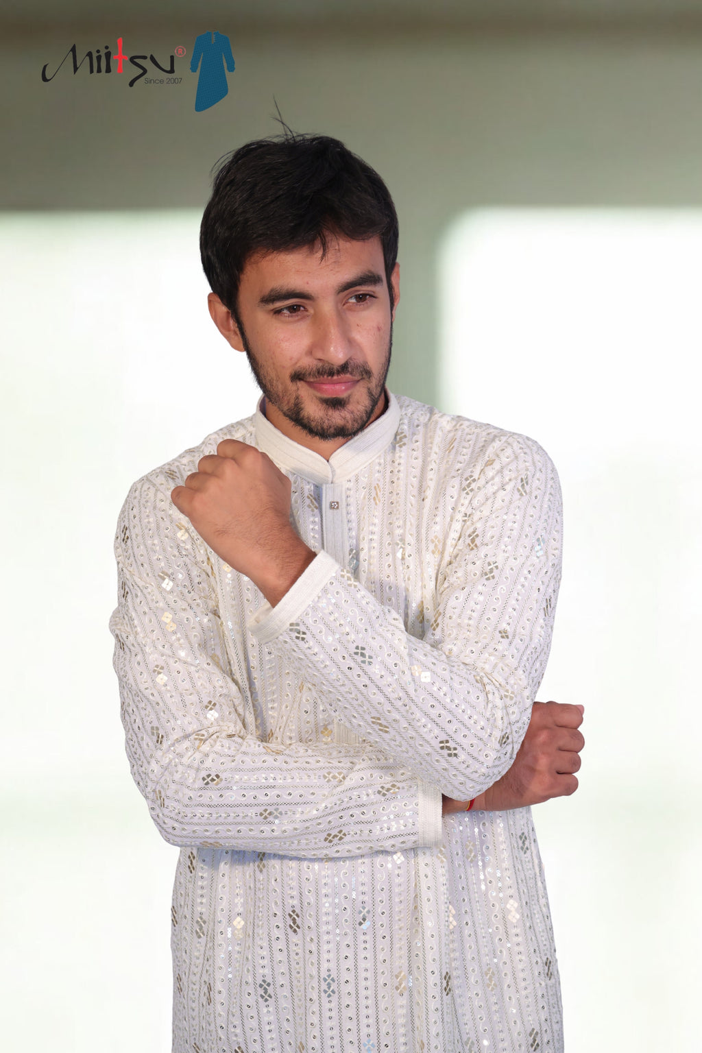 Elegant White Embroidered Kurta Pajama Set (10082)
