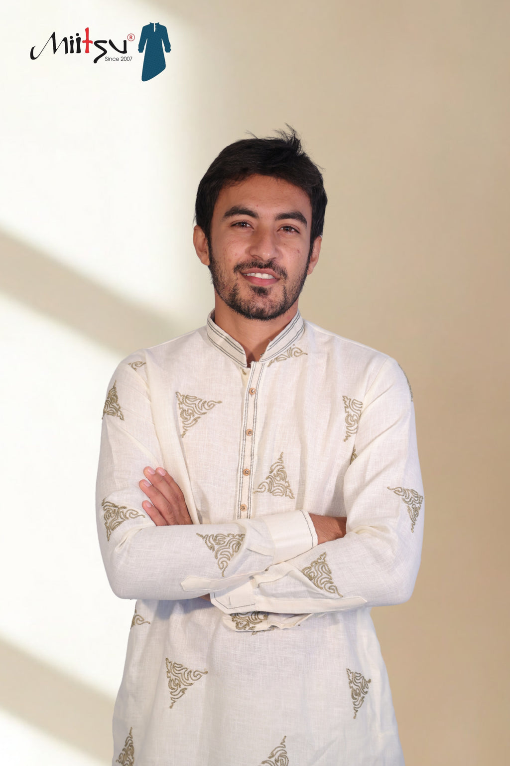 Ivory Heritage Cotton Kurta
Set (4840)