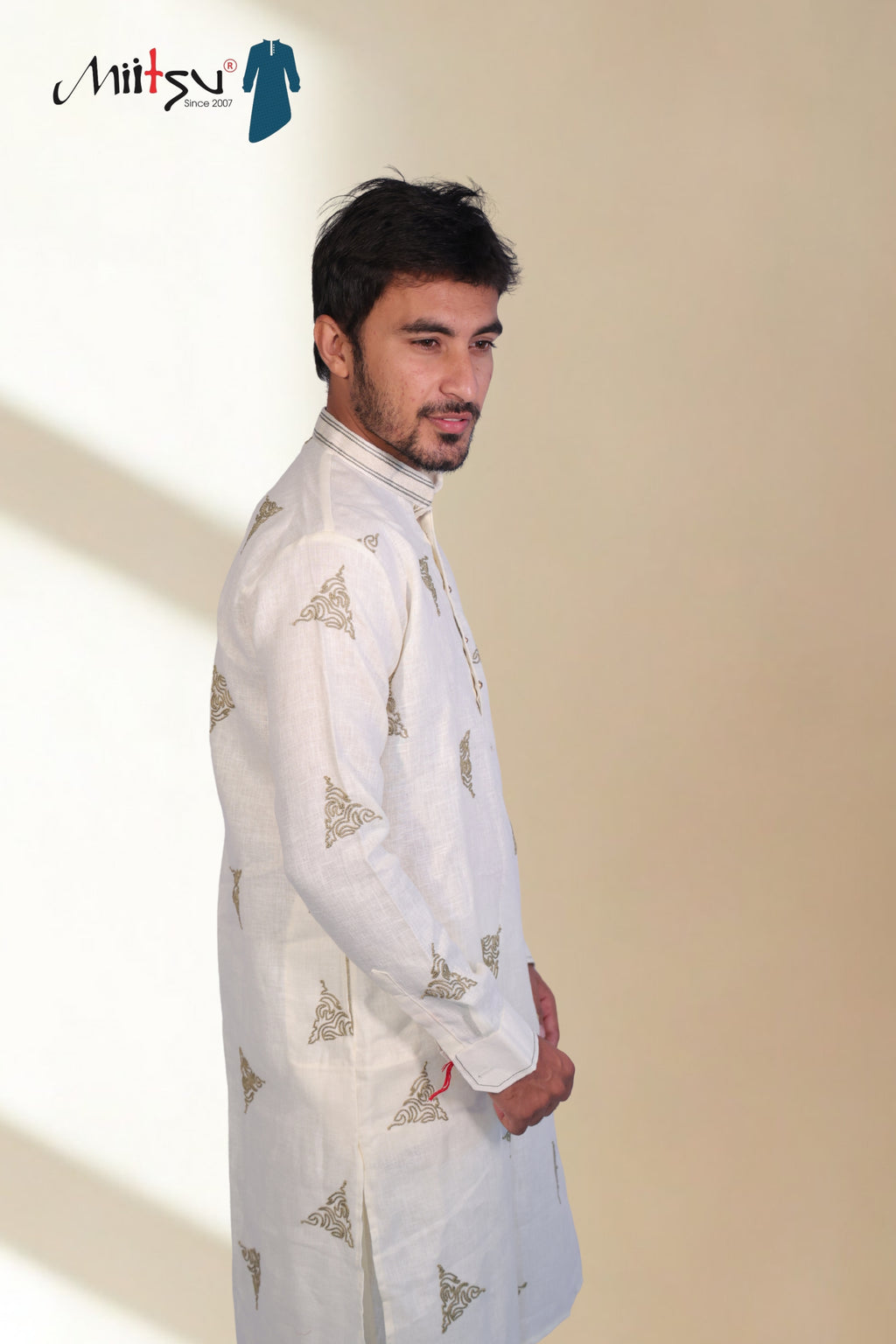 Ivory Heritage Cotton Kurta
Set (4840)