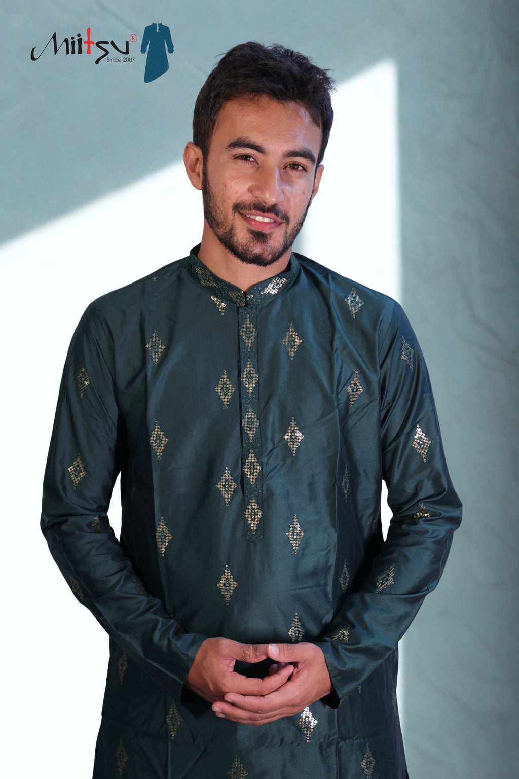 Emerald Elegance Lilen Kurta
 (10086)