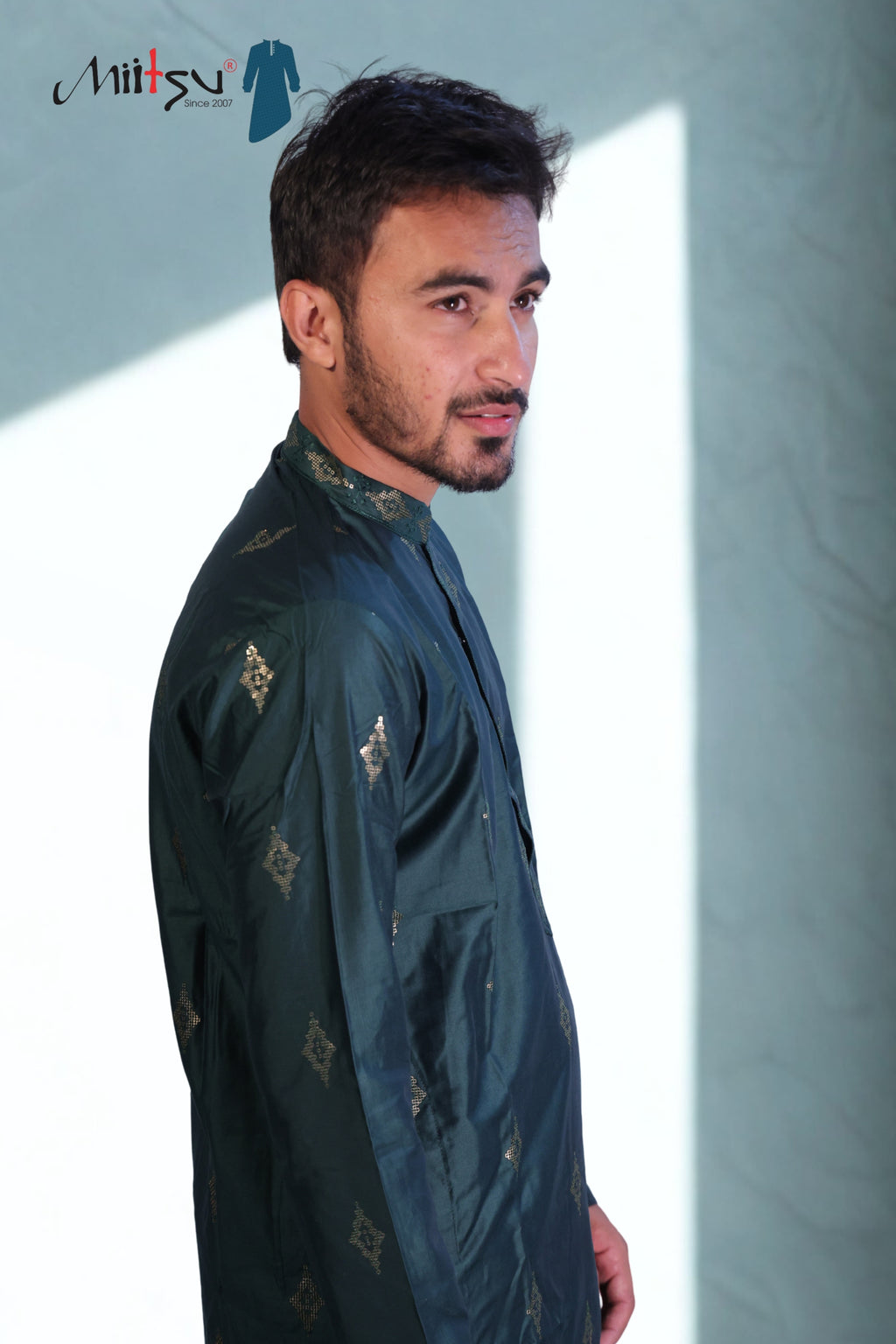 Emerald Elegance Lilen Kurta
 (10086)