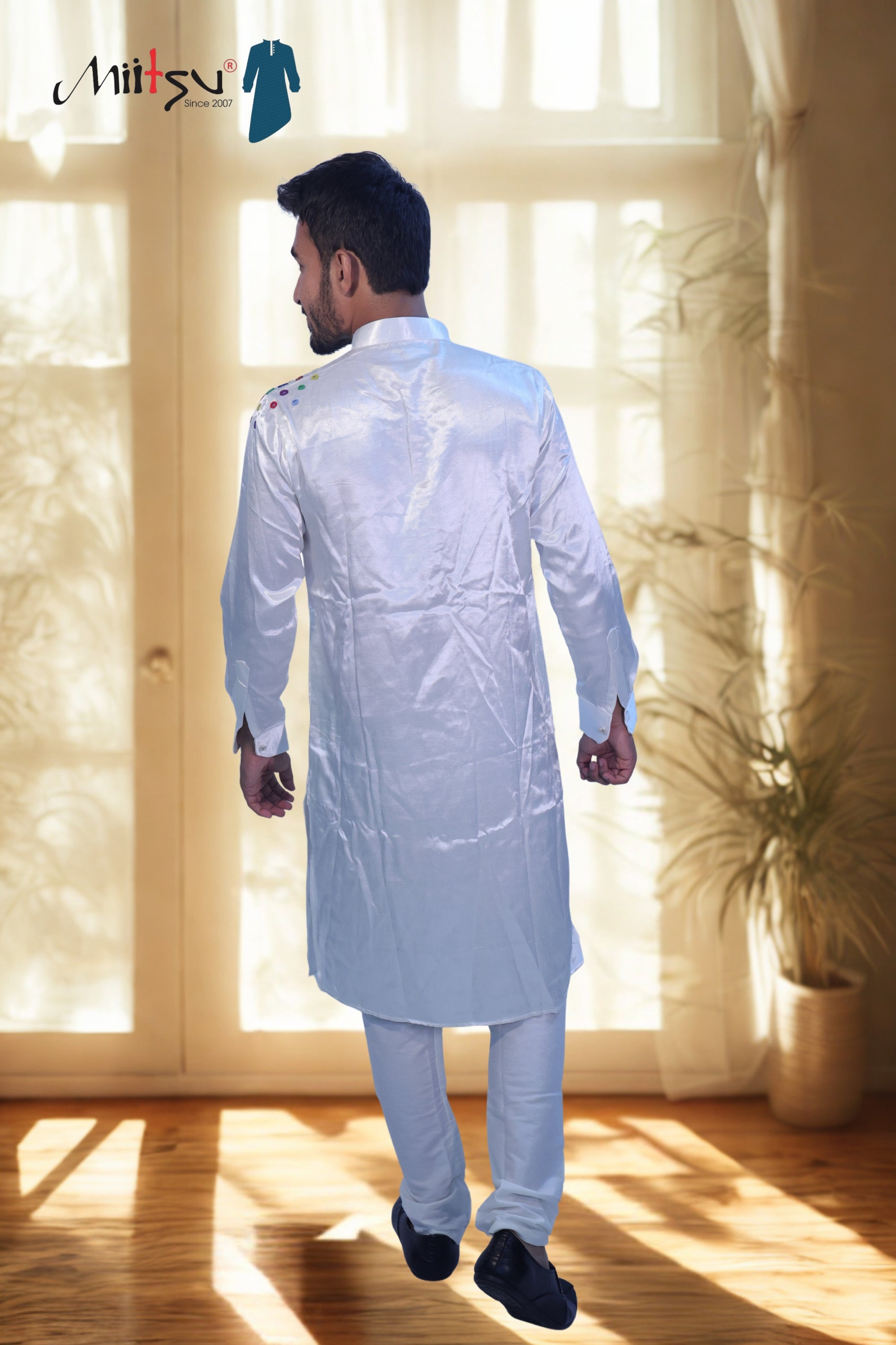 Pearl Radiance Embroidered Kurta (2784)