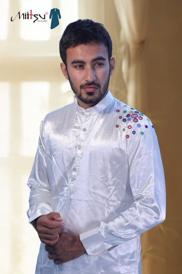 Pearl Radiance Embroidered Kurta (2784)