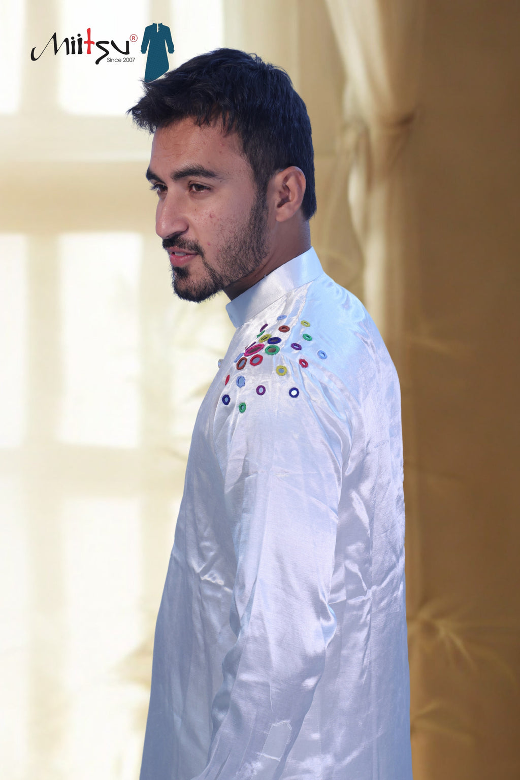 Pearl Radiance Embroidered Kurta (2784)