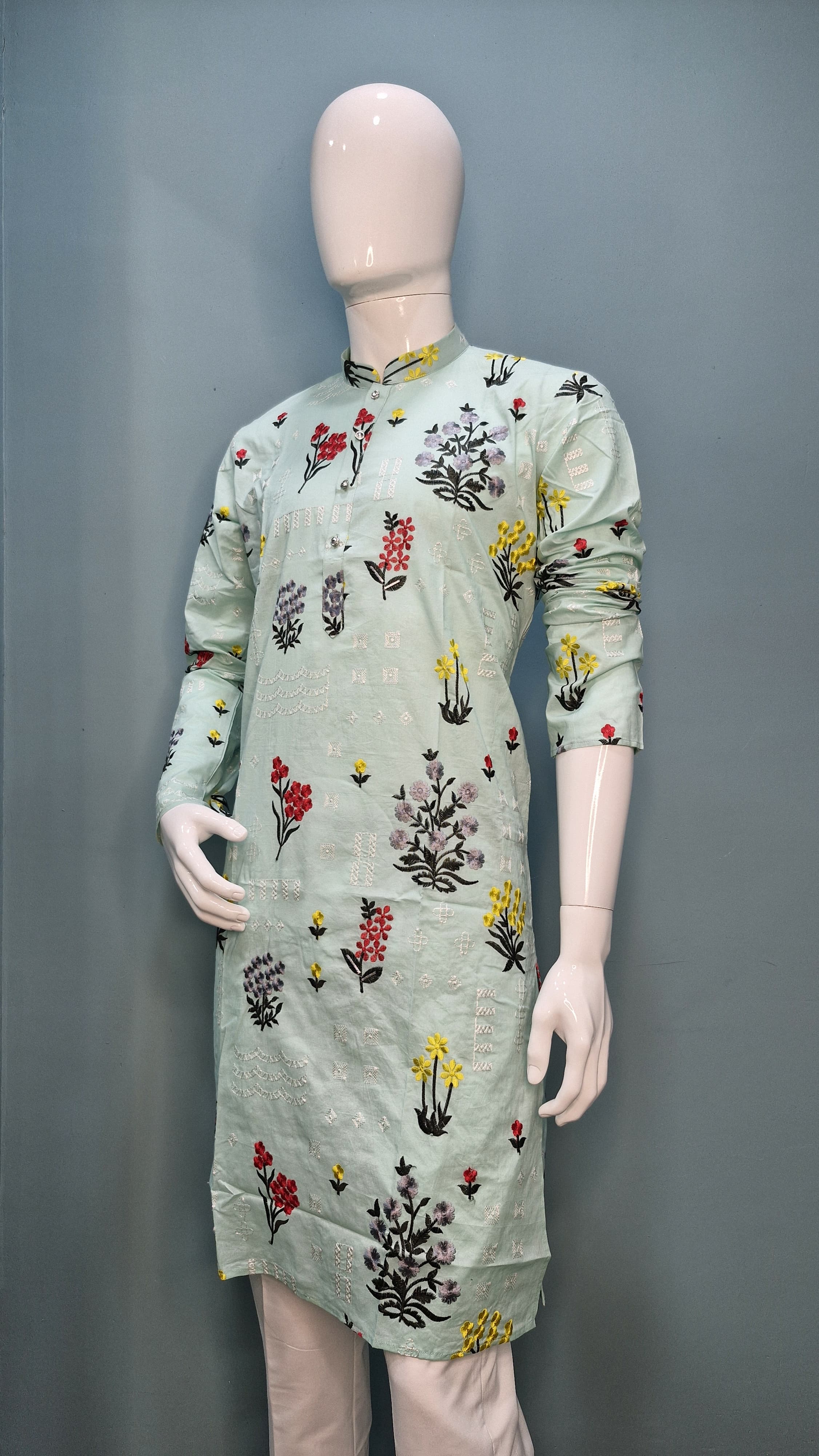 Mens Thread Work Kurta Set (10068)