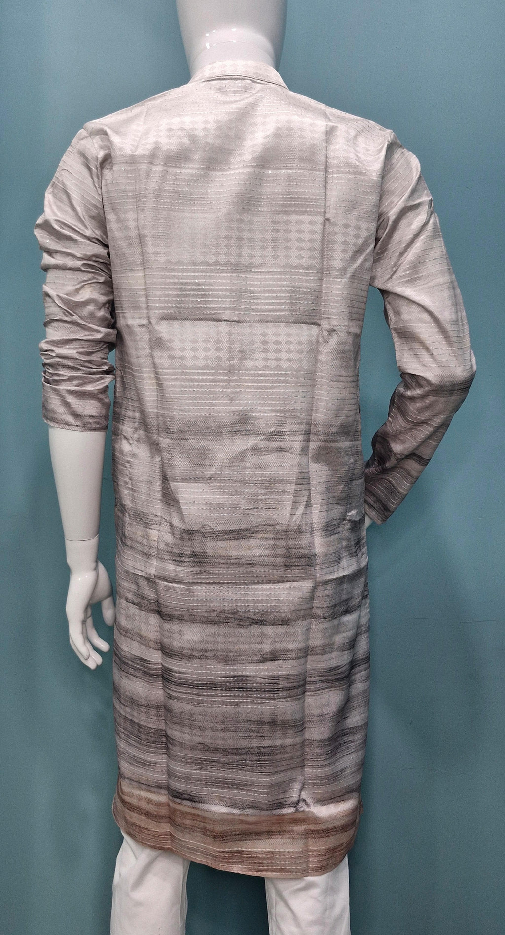Men’s Rustic Ash Ombre Kurta – Minimalist Grey with Earth-Toned Edge | Subtle Yet Striking Ethnic Wear(2020)