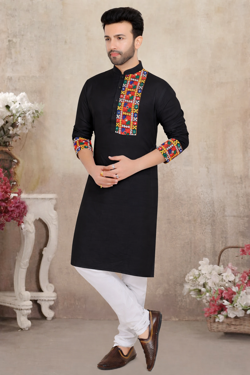 Bold Black Kutchi Traditional Men's Kurta(4052)