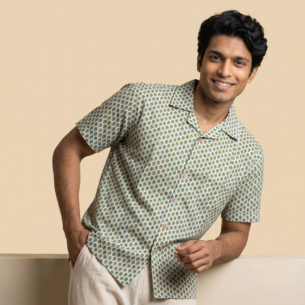 Men's Green & Beige Printed Half Sleeve Relaxed Fit Shirt (1117)