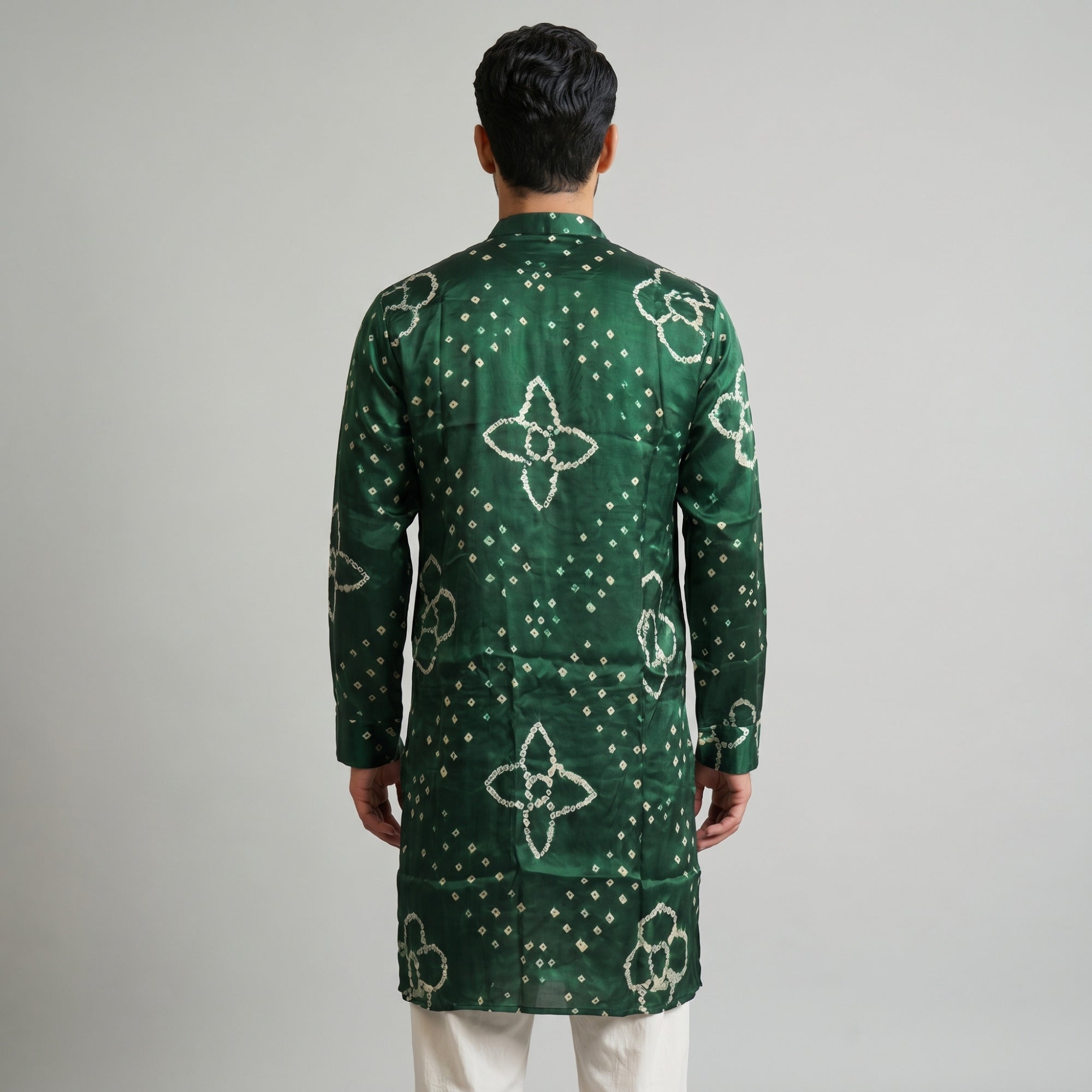 Men’s Elegant Emerald Green Bandhani Kurta – Pure Ghaji Silk(2709)