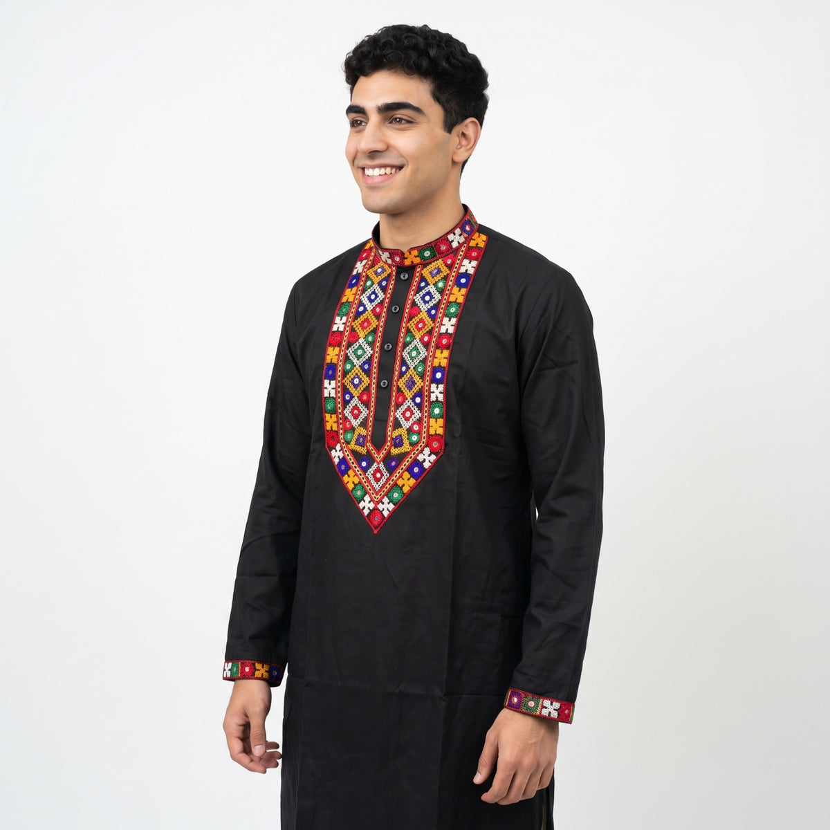 Men's Black Kutchi Embroidered  Kurta (4128)