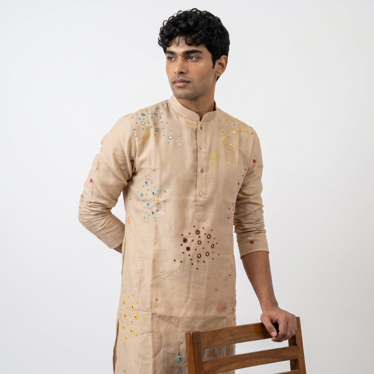 The Golden Oasis Mirror Work Kurta(1923)