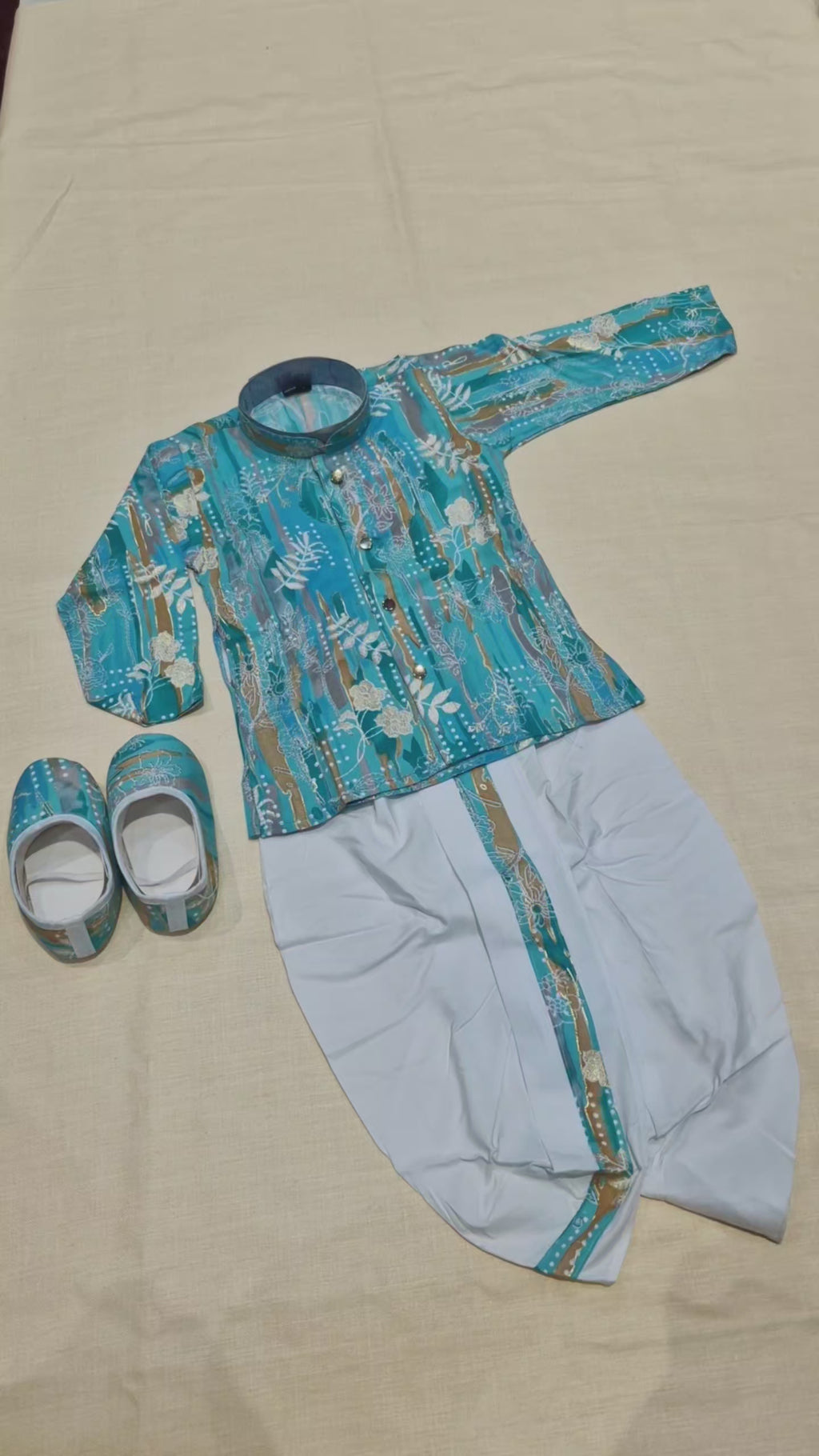 Turquoise Foil Printed Dhoti Kurta & Mojari Set(1325)