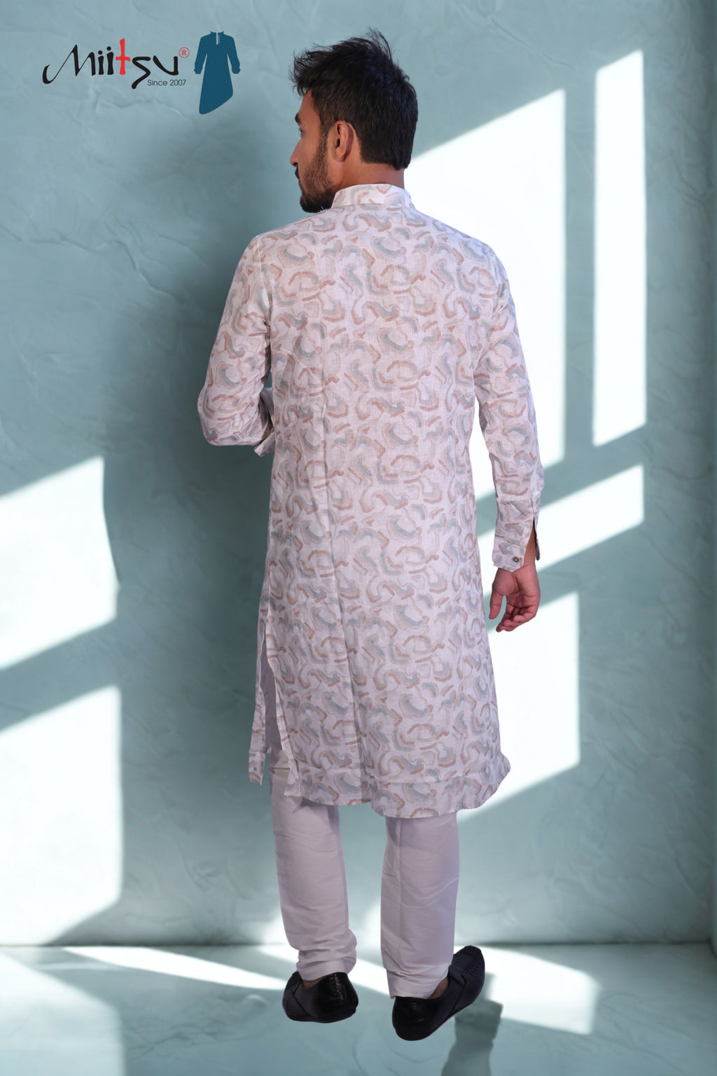 Breeze Print Kurta – Casual Charm (2075)